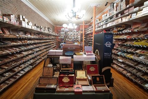 The Best 10 Tobacco Shops near Altona